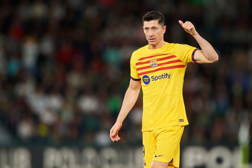 Lewandowski scored for the first time since February for Barca