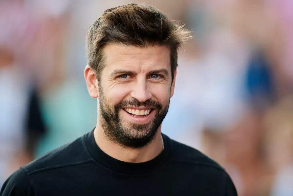 Pique announced his return to football